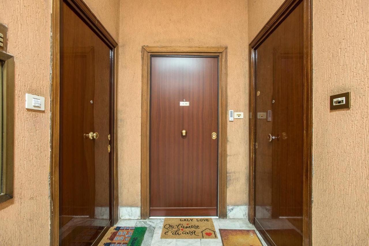 Laly Love روما المظهر الخارجي الصورة